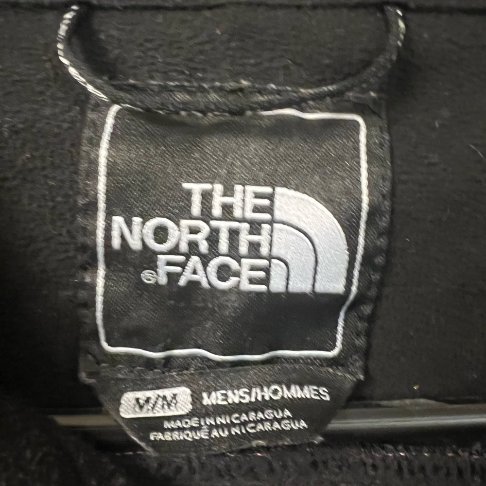The North Face Softshell Jacket Black and Maroon - Picture 2 of 2